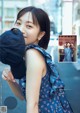 Ami Noujo 能條愛未, Young Jump 2021 No.43 (ヤングジャンプ 2021年43号) P6 No.f9ce5c Image No. 9